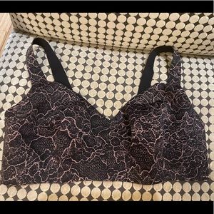 Lululemon bra size 36C